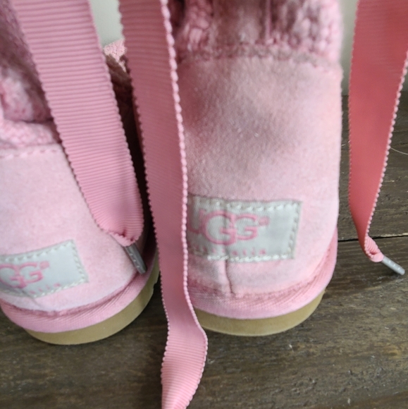 UGG Heirloom Lace Up Knit Boots 1000693 US Size 7 PINK - Picture 10 of 16